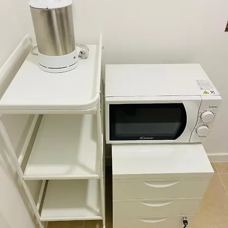 Top Central Location , 5 Min To Beach Appartement *